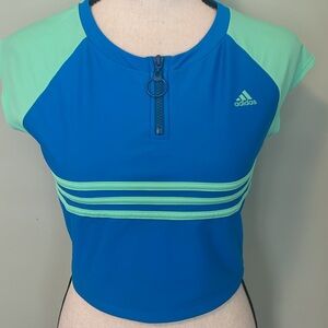 Adidas NWOT Sleeveless Top with Front Zipper Detail sz M